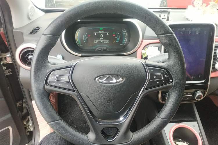Used Chery Little Ant 2021 Revised Version 150 000 Yuan Ant Fan Edition New Ant Cool Edition Lithium Iron Phosphate Steering Wheel