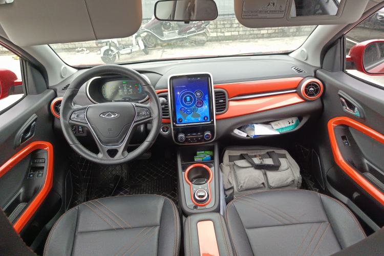 Used Chery Little Ant 2021 150 000 Yuan "Ant Fan" Edition New Ant Cool Version Lithium-Ion Battery Center Console