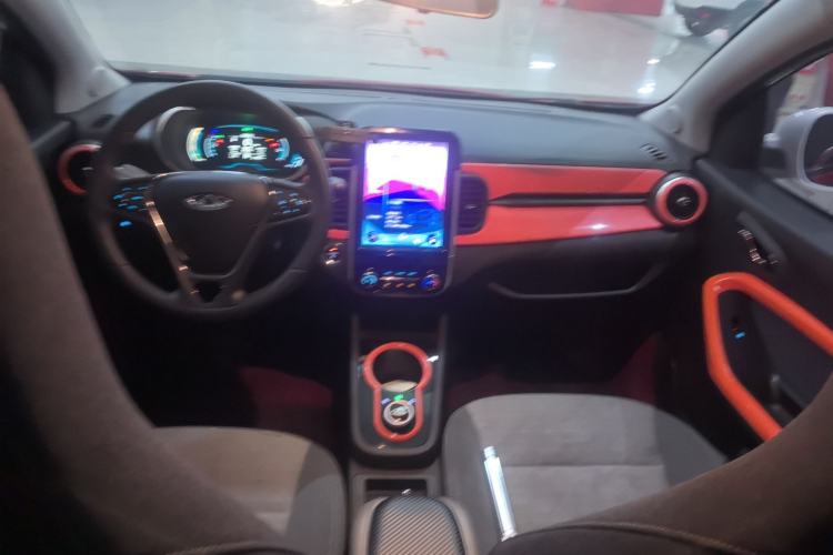 Used Chery Little Ant 2021 150 000 Yuan Ant Fan Edition Ant Trend Version Lithium Iron Phosphate Center Console