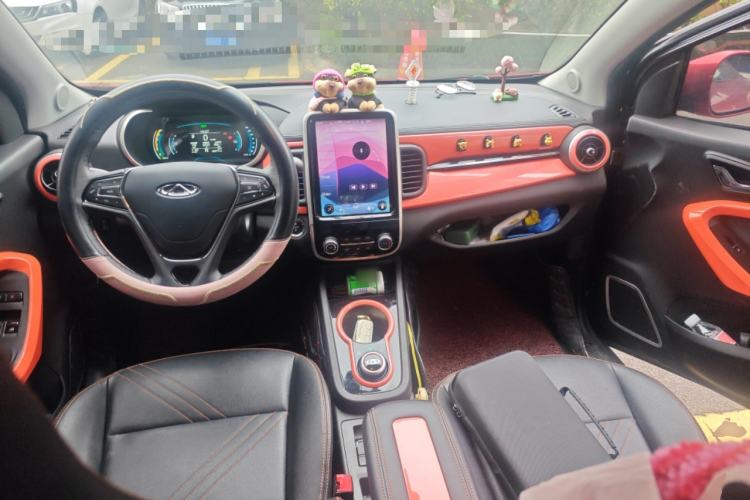 Used Chery Little Ant 2021 200 000-Yuan Ant Fan Edition Talent Version NMC Battery 301 km Center Console