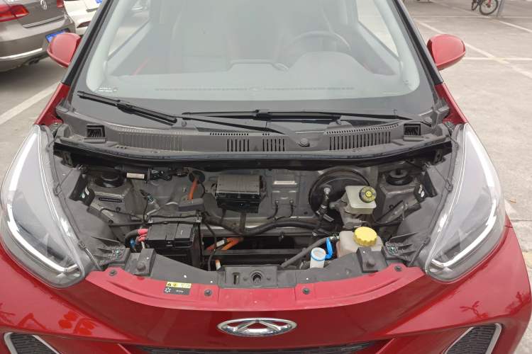 Used Chery Little Ant 2021 150 000 Yuan "Ant Fan" Edition New Ant Cool Version Lithium-Ion Battery Engine Bay