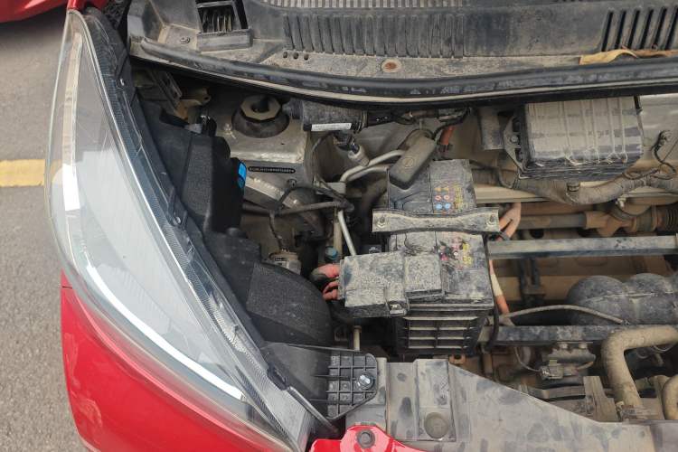 Used Chery Little Ant 2021 200 000-Yuan Ant Fan Edition Talent Version NMC Battery 301 km Engine Bay Right