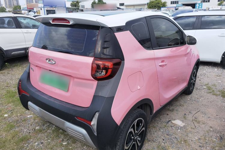 Used Chery Little Ant 2021 200 000-Yuan Ant Fan Edition Talent Version NMC Battery 301 km Exterior 3