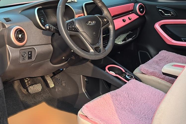 Used Chery Little Ant 2021 Revised Version 150 000 Yuan Ant Fan Edition New Ant Cool Edition Lithium Iron Phosphate Interior 1