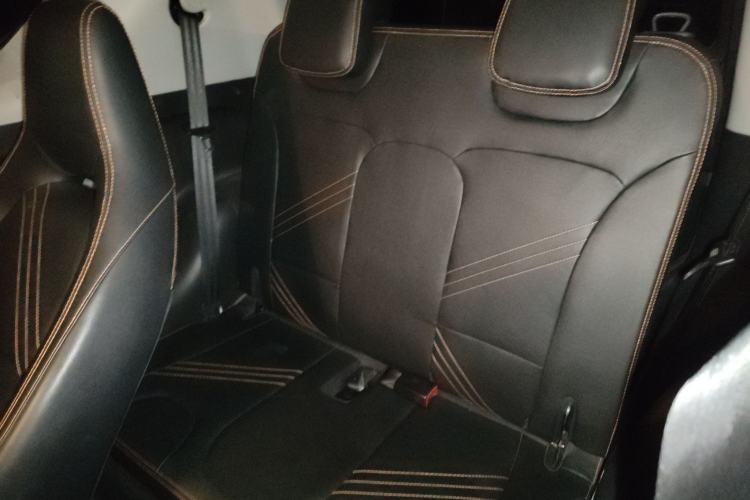 Used Chery Little Ant 2021 200 000-Yuan Ant Fan Edition Talent Version Lithium Iron Phosphate 301 km Left Rear Seat