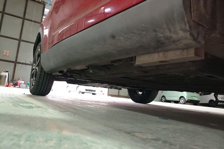 Used Chery Little Ant 2021 200 000 Yuan "Ant Fan" Edition Energized Version NMC Lithium Battery 301 km Right Side Sill