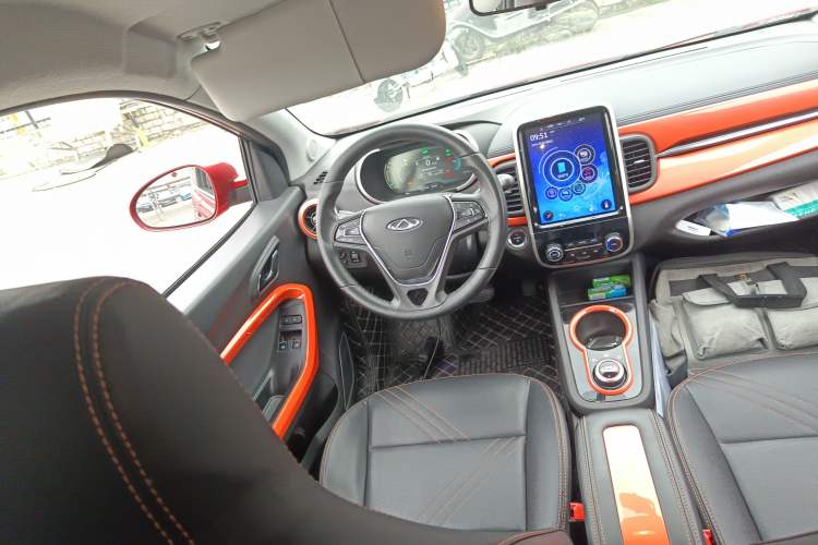 Used Chery Little Ant 2021 150 000 Yuan "Ant Fan" Edition New Ant Cool Version Lithium-Ion Battery Steering Wheel