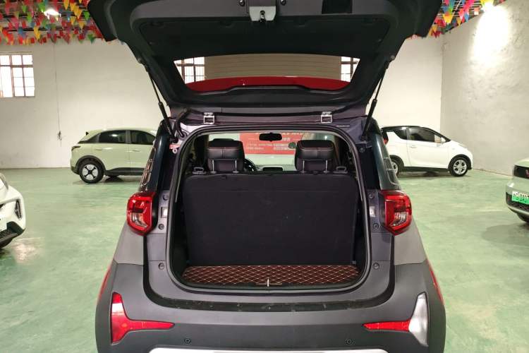 Used Chery Little Ant 2021 200 000 Yuan "Ant Fan" Edition Energized Version NMC Lithium Battery 301 km Trunk