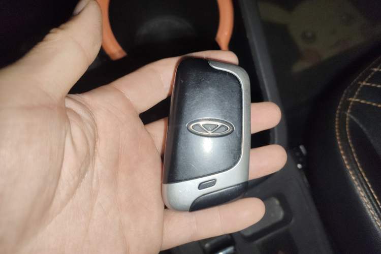 Used Chery Little Ant 2021 200 000-Yuan Ant Fan Edition Talent Version Lithium Iron Phosphate 301 km Vehicle Key