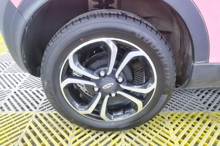 Used Chery Little Ant 2021 200 000 Yuan Ant Fan Edition Energized Version Lithium Iron Phosphate 301 km Right Rear Wheel Hub