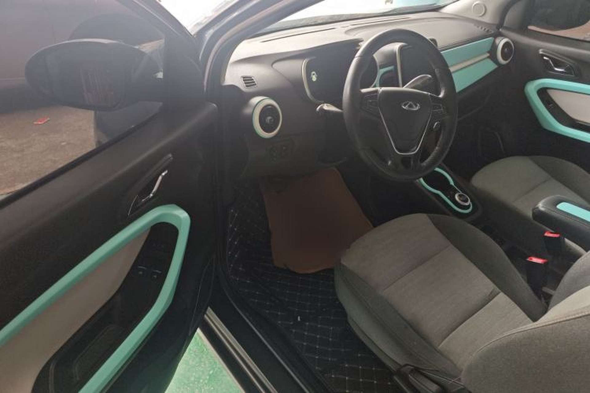 Used Chery Little Ant 2021 200 000-Yuan Ant Fan Edition Energized Version Lithium Iron Phosphate 301 km Driver Seat
