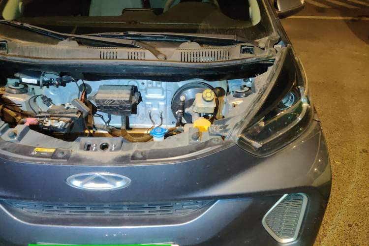 Used Chery Little Ant 2021 Revised Version 150 000 Yuan Ant Fan Edition New Ant Cool Edition Lithium Iron Phosphate Engine Bay Left