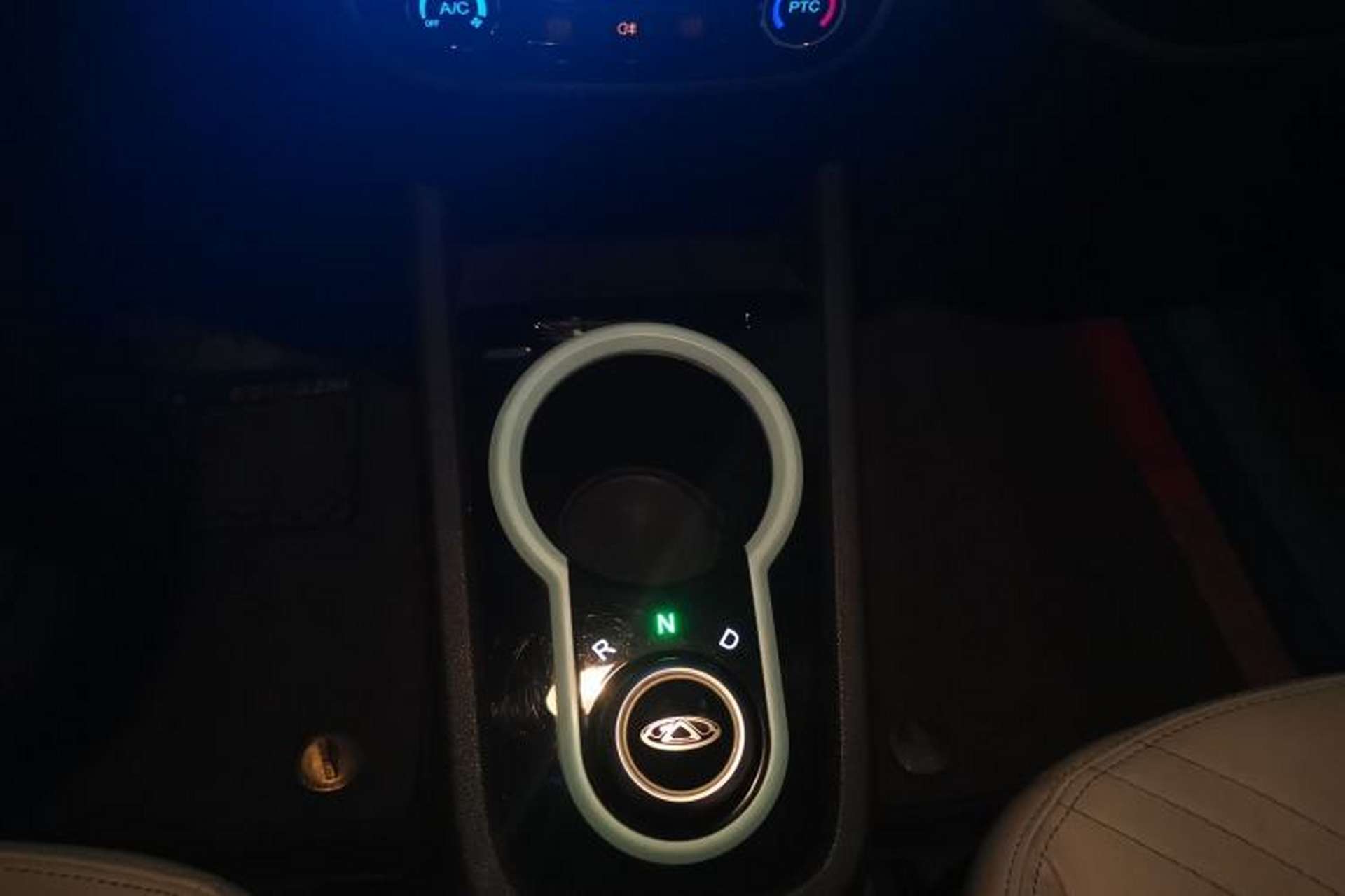 Used Chery Little Ant 2021 150 000 Yuan Ant Fan Edition New Ant Cool Version Lithium Iron Phosphate Gear Lever