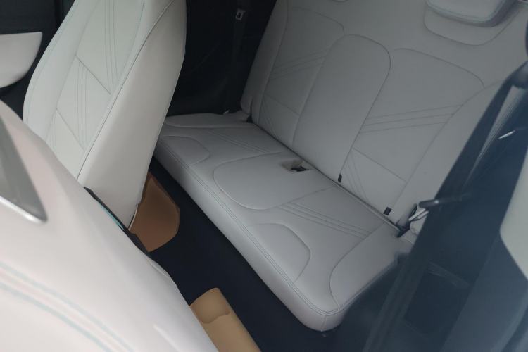 Used Chery Little Ant 2021 150 000 Yuan Ant Fan Edition Queen Version Lithium-Ion Battery Left Rear Seat