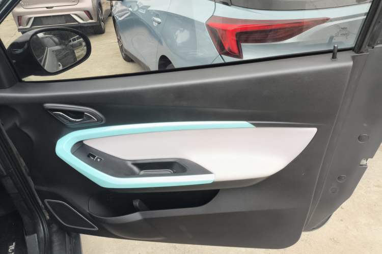 Used Chery Little Ant 2021 150 000 Yuan Ant Fan Edition Ant Trend Version Lithium Iron Phosphate Right Front Door Interior