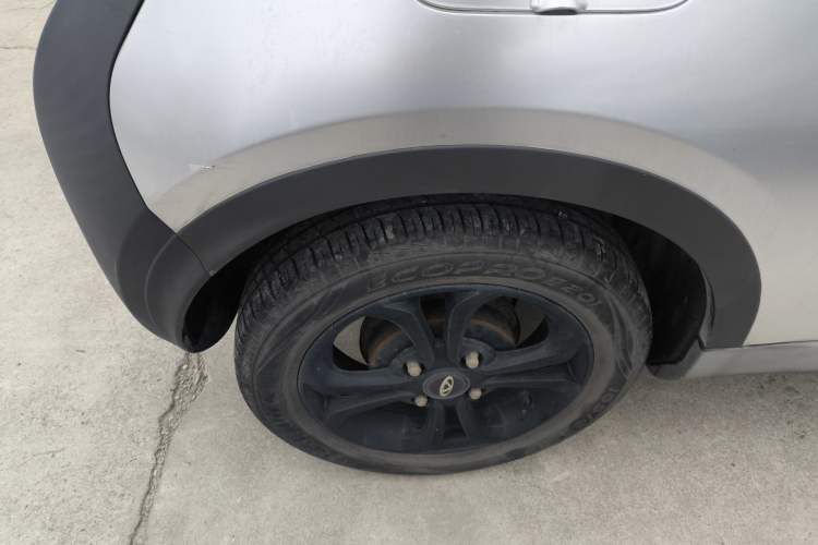 Used Chery Little Ant 2021 150 000 Yuan Ant Fan Edition Ant Trend Version Lithium Iron Phosphate Right Rear Wheel Hub