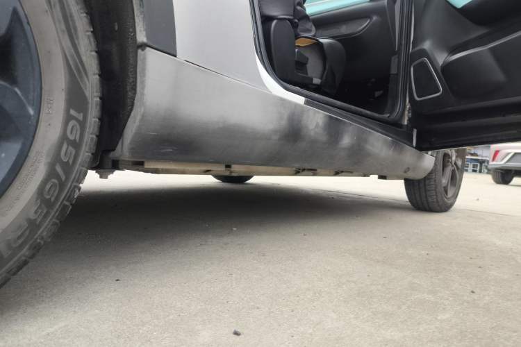 Used Chery Little Ant 2021 150 000 Yuan Ant Fan Edition Ant Trend Version Lithium Iron Phosphate Right Side Sill