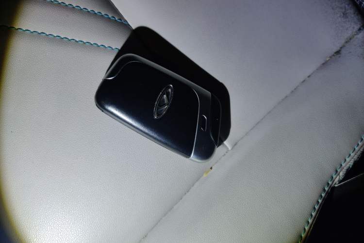 Used Chery Little Ant 2021 Revised Version 150 000 Yuan Ant Fan Edition New Ant Cool Edition Lithium Iron Phosphate Vehicle Key