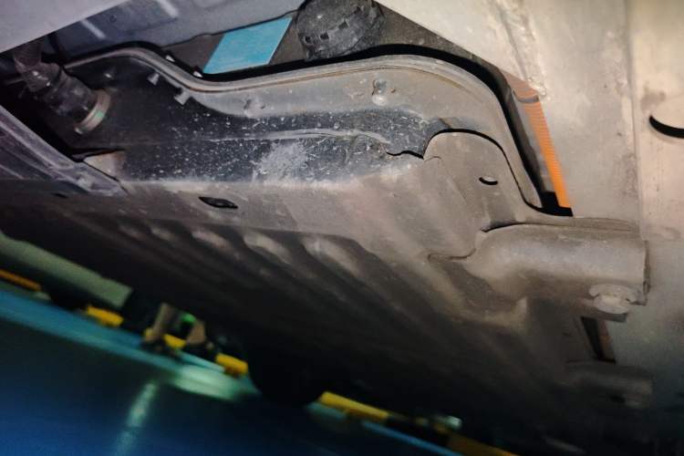 Used Chery Little Ant 2021 150 000 Yuan Ant Fan Edition Ant Trend Version Lithium-Ion Battery Chassis Rear Right