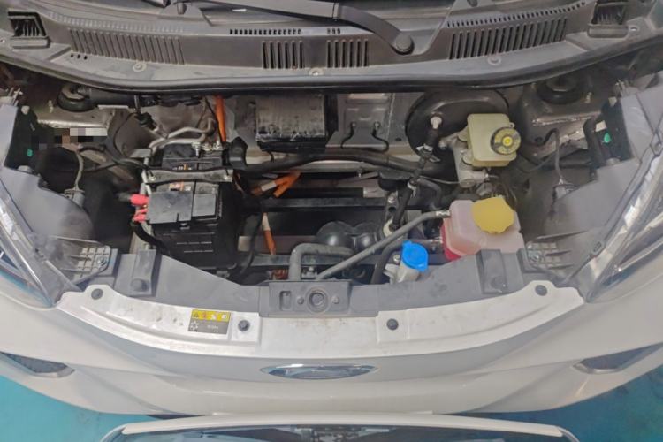 Used Chery Little Ant 2021 150 000 Yuan Ant Fan Edition Ant Trend Version Lithium-Ion Battery Engine Bay