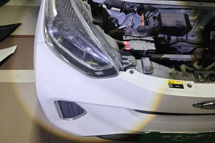 Used Chery Little Ant 2021 150 000 Yuan "Ant Fan" Edition Ant Cool Version with Ternary Lithium Engine Bay Right