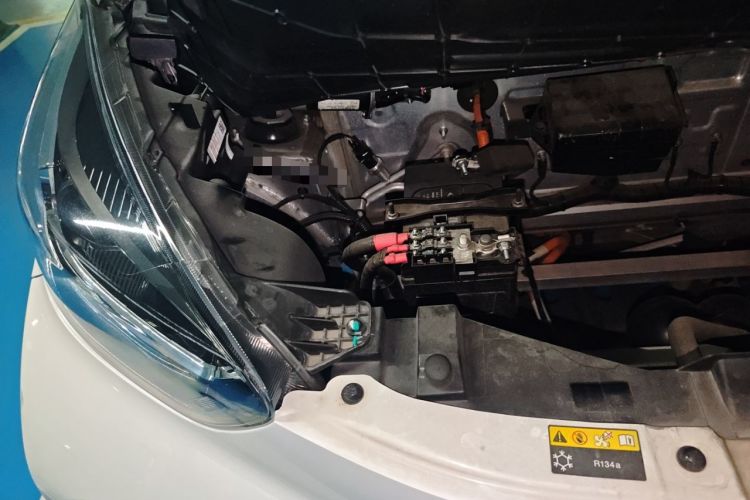 Used Chery Little Ant 2021 150 000 Yuan Ant Fan Edition Ant Trend Version Lithium-Ion Battery Engine Bay Right