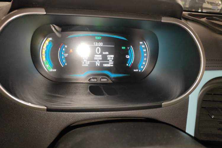 Used Chery Little Ant 2021 150 000 Yuan Ant Fan Edition Ant Trend Version Lithium Iron Phosphate Odometer Close Up