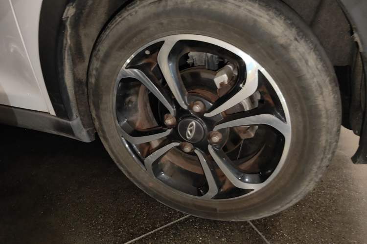 Used Chery Little Ant 2021 150 000 Yuan Ant Fan Edition Ant Trend Version Lithium Iron Phosphate Right Front Wheel Hub