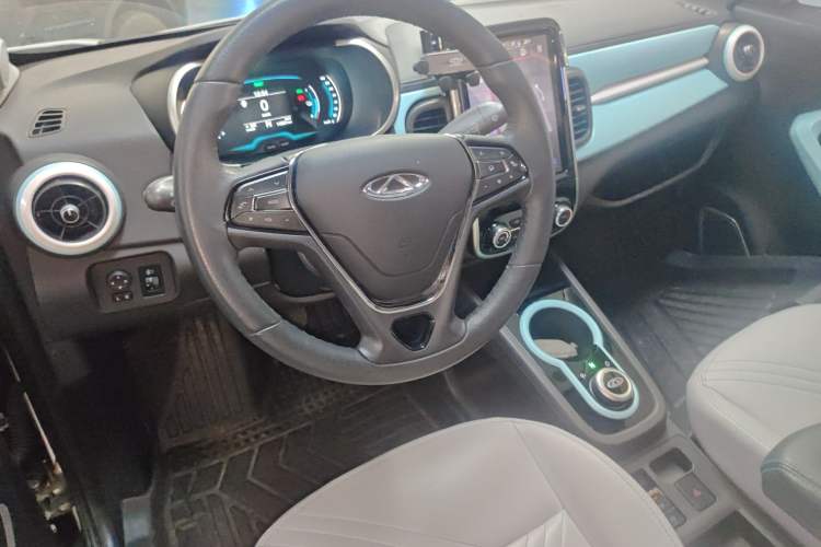 Used Chery Little Ant 2021 150 000 Yuan Ant Fan Edition Ant Trend Version Lithium-Ion Battery Steering Wheel
