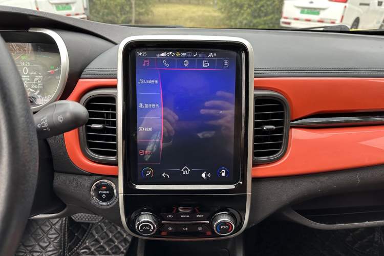 Used Chery Little Ant 2021 150 000 Yuan Ant Fan Edition New Ant Cool Version Lithium Iron Phosphate Audio And AC Panel