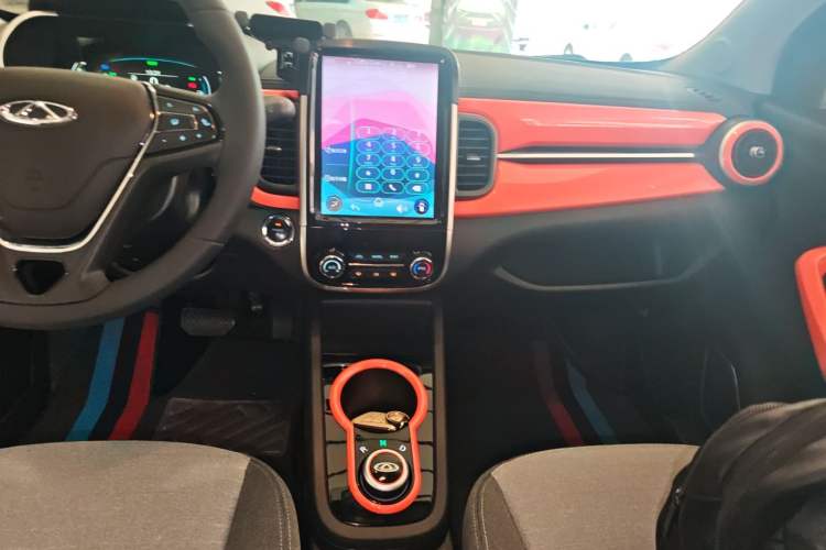 Used Chery Little Ant 2021 200 000-Yuan Ant Fan Edition Energized Version Lithium Iron Phosphate 301 km Audio And AC Panel