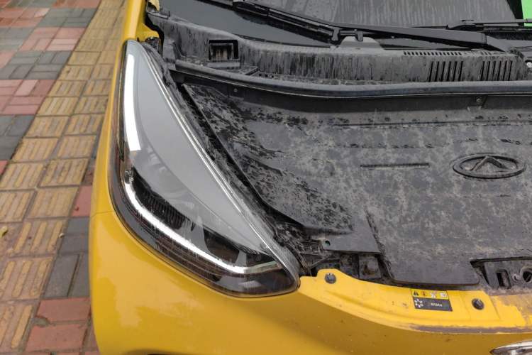 Used Chery Little Ant 2021 150 000 Yuan Ant Fan Edition Ant Trend Version Lithium-Ion Battery Engine Bay Right