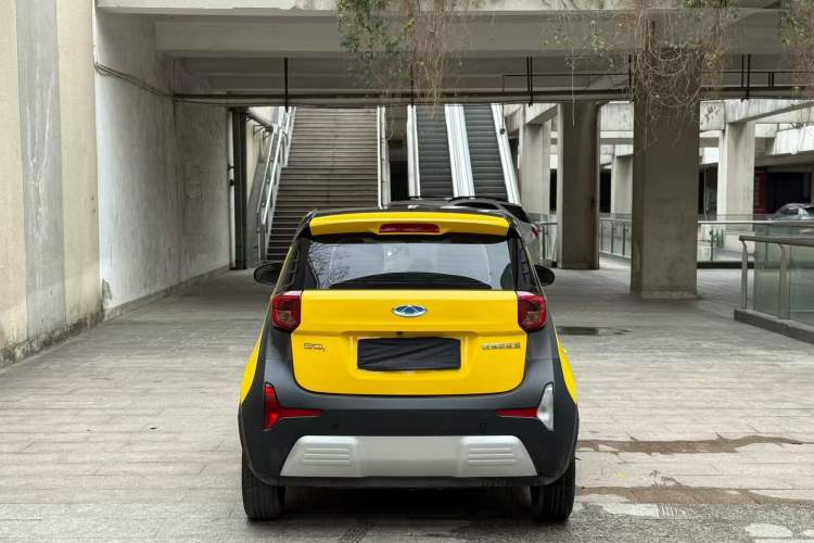 Used Chery Little Ant 2021 200 000-Yuan Ant Fan Edition Energized Version Lithium Iron Phosphate 301 km Exterior 3