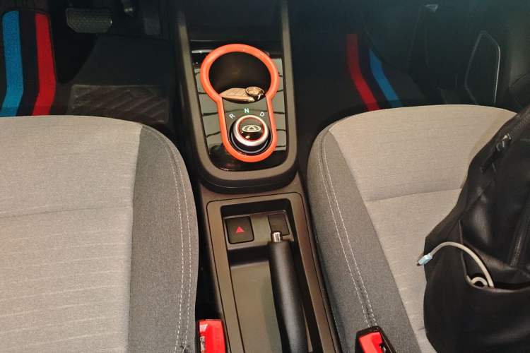 Used Chery Little Ant 2021 200 000-Yuan Ant Fan Edition Energized Version Lithium Iron Phosphate 301 km Gear Lever