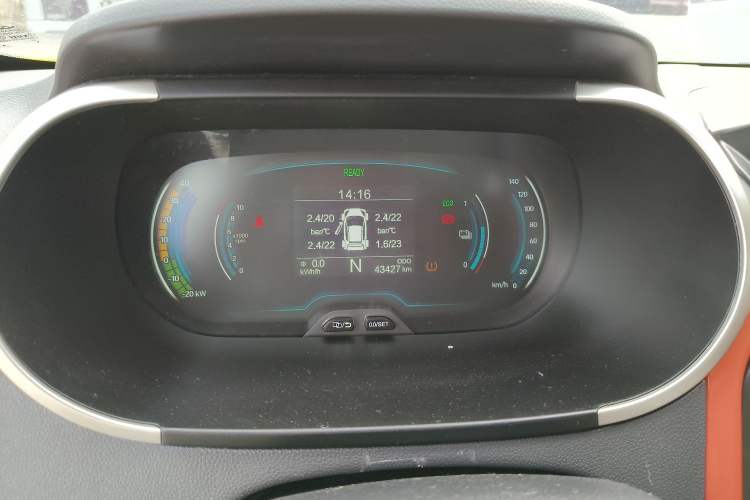 Used Chery Little Ant 2021 150 000 Yuan "Ant Fan" Edition New Ant Xuan Version Lithium-NMC Battery Instrument Cluster