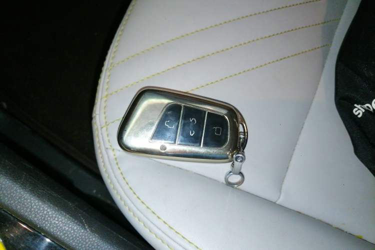 Used Chery Little Ant 2021 200 000-Yuan Ant Fan Edition Talent Version NMC Battery 408 km续航 Interior 1