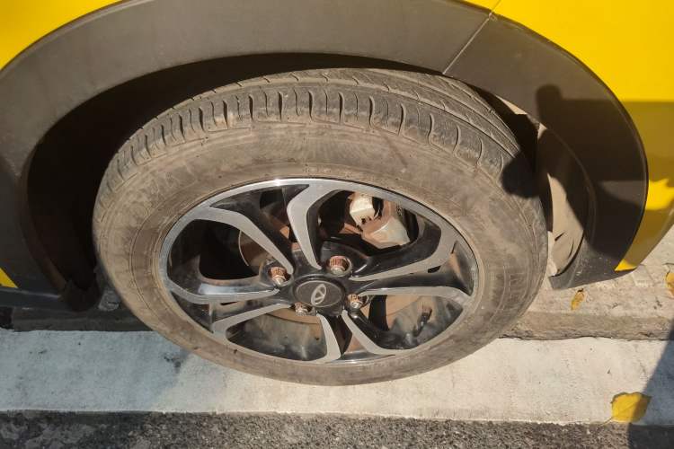 Used Chery Little Ant 2021 150 000 Yuan Ant Fan Edition Ant Cool Version Lithium Iron Phosphate Right Front Wheel Hub