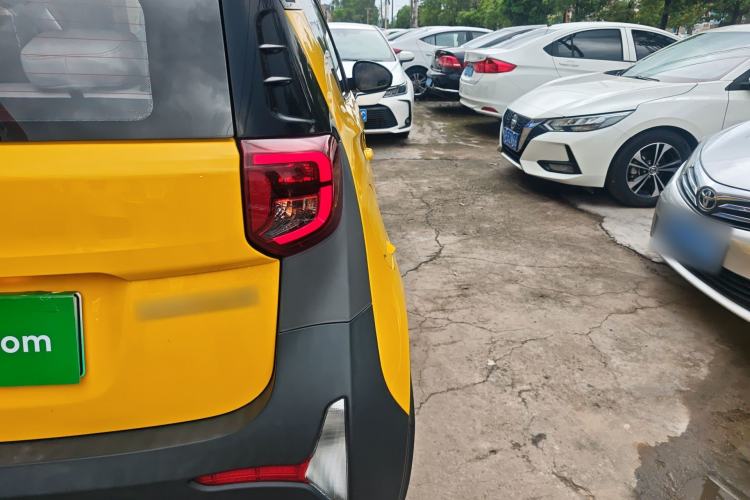 Used Chery Little Ant 2021 200 000-Yuan Ant Fan Edition Oxygen Version Lithium Iron Phosphate 301 km Right Rear Taillight