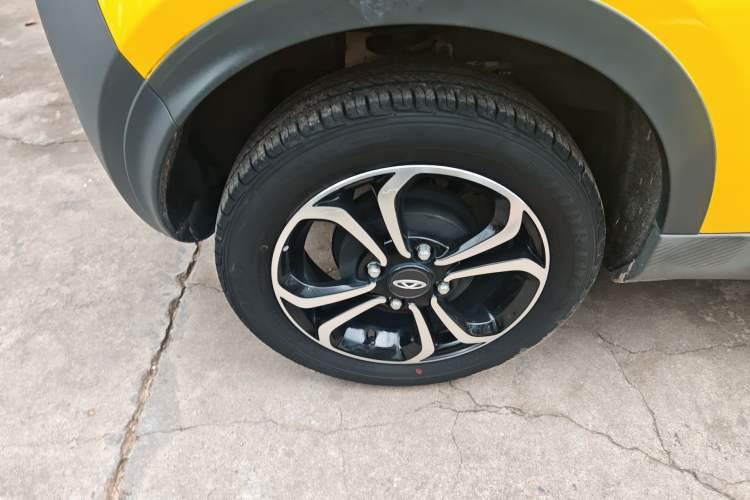 Used Chery Little Ant 2021 200 000-Yuan Ant Fan Edition Oxygen Version Lithium Iron Phosphate 301 km Right Rear Wheel Hub