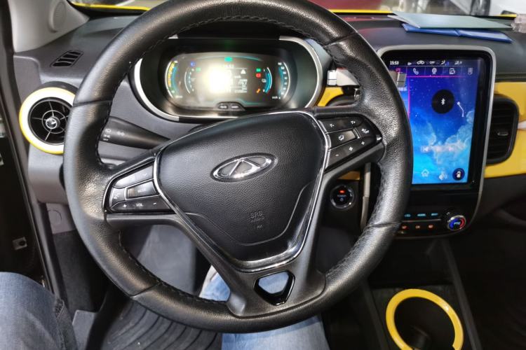 Used Chery Little Ant 2021 200 000-Yuan Ant Fan Edition Talent Version NMC Battery 301 km Steering Wheel