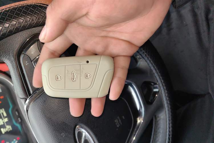 Used Chery Little Ant 2021 150 000 Yuan Ant Fan Edition Ant Trend Version Lithium-Ion Battery Vehicle Key