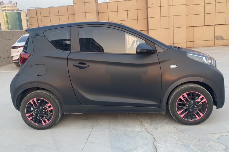 Used Chery Little Ant 2022 Sweet Pink Edition Half-Sugar Version Lithium Iron Phosphate 29.2 kWh 30 kW 301 km Exterior 3