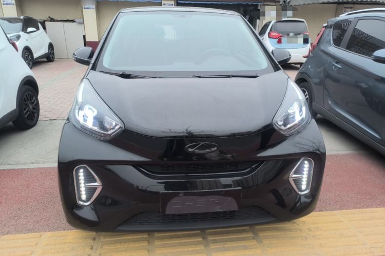 Used Chery Little Ant 2022 Revised Version Sweet Pink Edition Half-Sugar Version Lithium Iron Phosphate 30.7 kWh 30 kW 301 km Front
