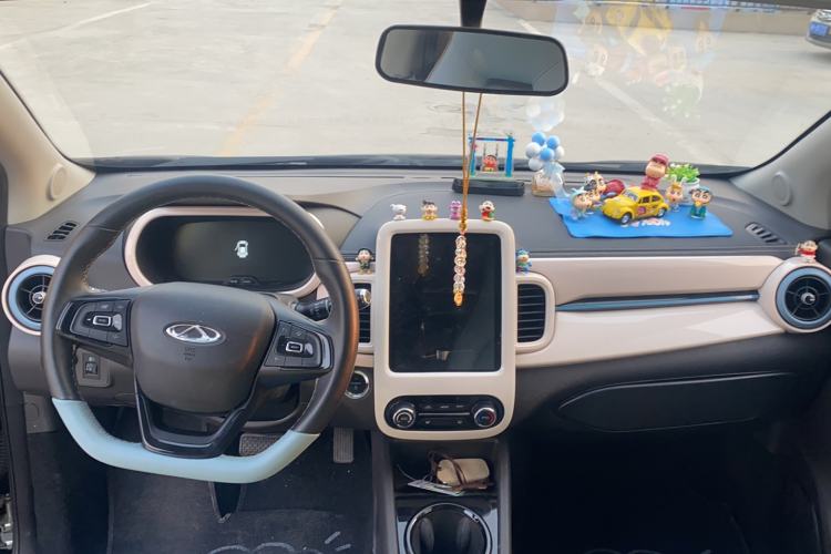 Used Chery Little Ant 2022 Sweet Pink Edition Half-Sugar Version Lithium Iron Phosphate 29.2 kWh 30 kW 301 km Interior 3