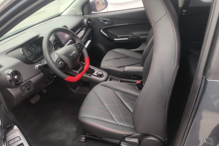 Used Chery Little Ant 2022 Revised Version Sweet Pink Edition Half-Sugar Version Lithium Iron Phosphate 30.7 kWh 30 kW 301 km Left Front Seat