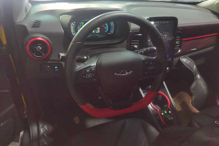 Used Chery Little Ant 2022 Sweet Pink Edition Half-Sugar Version Lithium Iron Phosphate 29.2 kWh 30 kW 301 km Steering Wheel