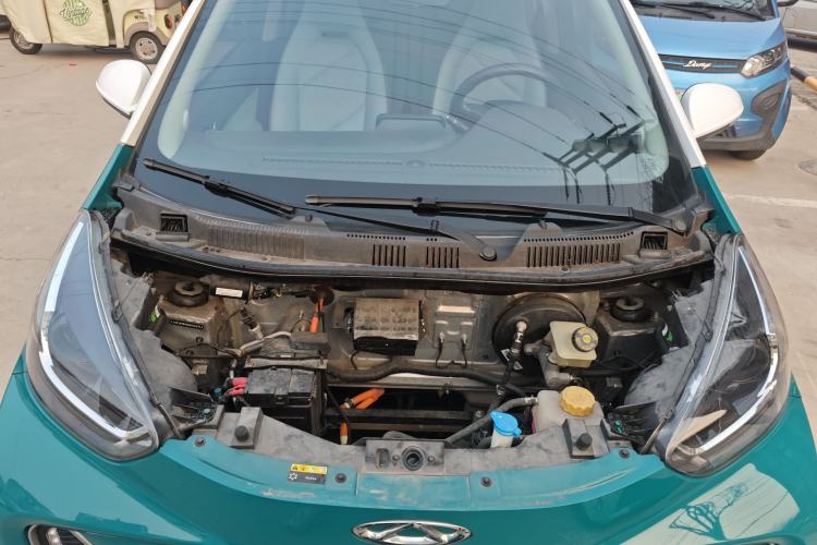 Used Chery Little Ant 2022 Sweet Pink Edition Full-Sugar Version Lithium Iron Phosphate 30 kW 301 km Engine Bay