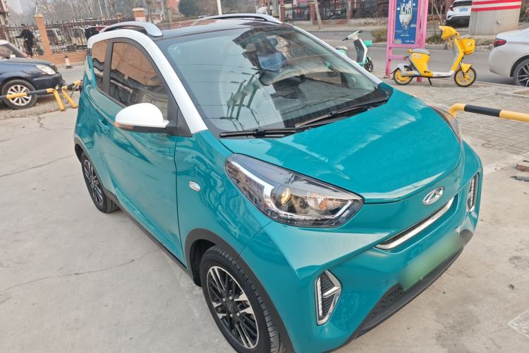 Used Chery Little Ant 2022 Sweet Pink Edition Full-Sugar Version Lithium Iron Phosphate 30 kW 301 km Front Right 45 Deg