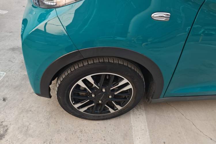 Used Chery Little Ant 2022 Sweet Pink Edition Full-Sugar Version Lithium Iron Phosphate 30 kW 301 km Left Front Wheel Hub