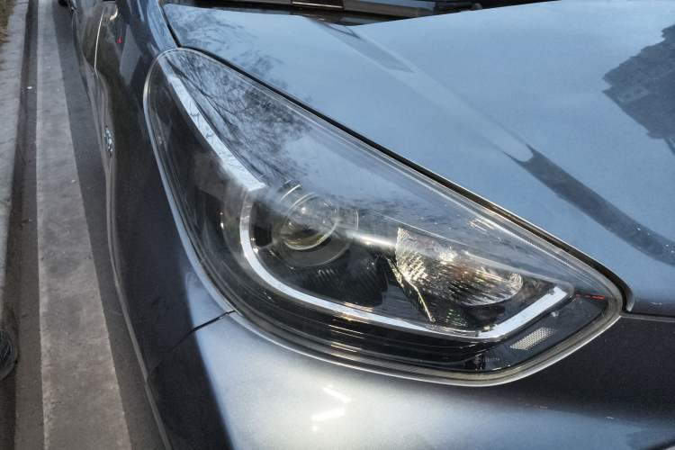 Used Chery Little Ant 2022 Sweet Pink Edition Low-Sugar Version 30kW 301km Range Right Front Headlight